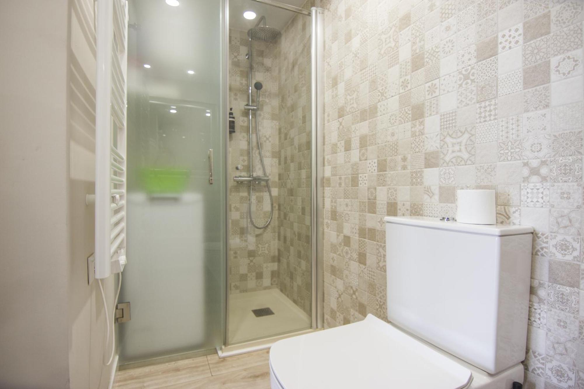 Rentalsevilla Menendez Pelayo Luaran gambar